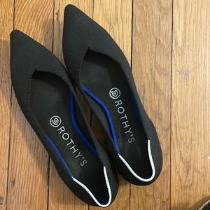 Rothys Pointed Flats